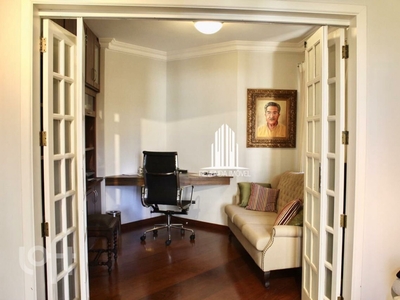 Apartamento à venda em Chácara Klabin com 240 m², 3 quartos, 3 suítes, 4 vagas