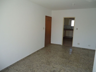Apartamento à venda em Penha com 77 m², 3 quartos, 1 suíte, 1 vaga