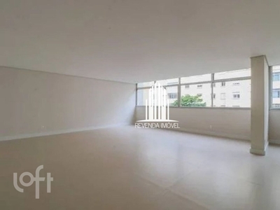 Apartamento à venda em Santa Cecília com 235 m², 4 quartos, 3 suítes, 3 vagas
