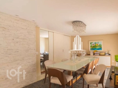 Apartamento à venda em Campo Belo com 290 m², 4 quartos, 4 suítes, 3 vagas