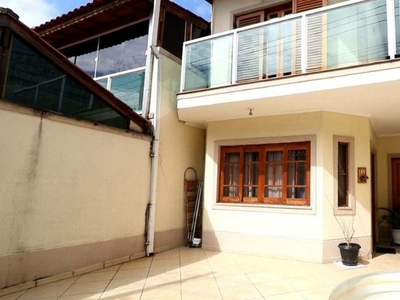 Casa à venda por R$ 869.999