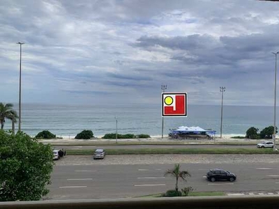 Alugo 2Sts na Praia da Barra, 106m², frontal mar, vista espetacular, ônibus, clube, piscin