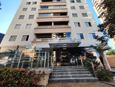 Apartamento em Centro, Londrina/PR de 96m² 3 quartos para locação R$ 2.100,00/mes