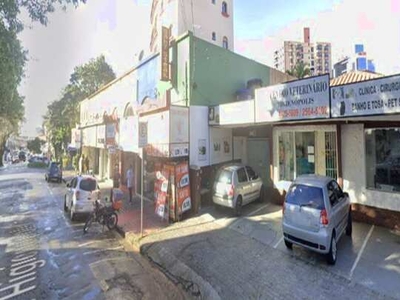 Casa comercial para locação, no Vila Gilda em Santo André - SP, com um dormitório e três v
