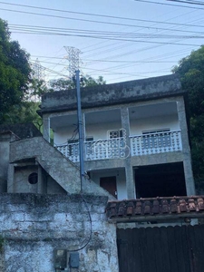 Casa em Tribobó, São Gonçalo/RJ de 150m² 3 quartos à venda por R$ 194.000,00