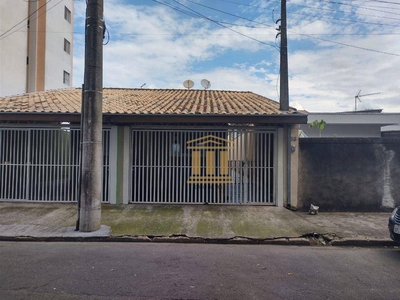 Casa em Vila Industrial, São José dos Campos/SP de 0m² 3 quartos para locação R$ 3.150,00/mes