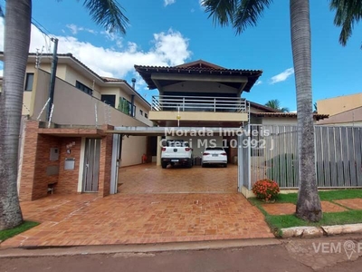 Casa Térrea com 5 Quartos à Venda por R$ 1.790.000