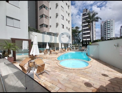 Apartamento no Bairro Victor Konder em Blumenau com 3 Dormitórios (1 suíte) e 110.8 m²