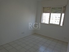 Apartamento à venda por R$ 149.900