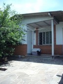 Casa à venda por R$ 424.000