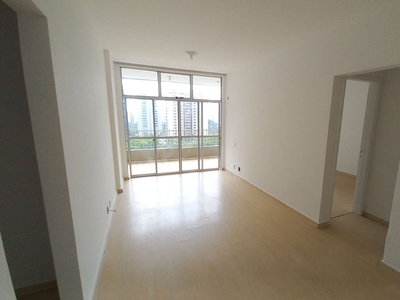 Apartamento à venda em Barra da Tijuca com 72 m², 1 quarto, 1 vaga