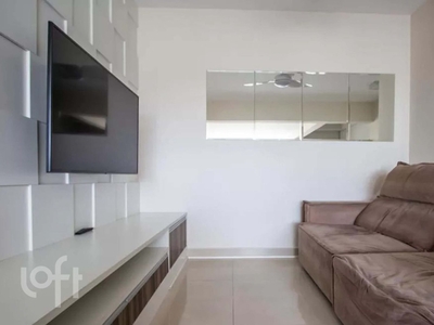 Apartamento à venda em Pinheiros com 70 m², 2 quartos, 1 suíte, 2 vagas
