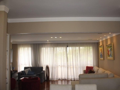 Apartamento à venda em Vila Andrade com 130 m², 4 quartos, 1 suíte, 3 vagas