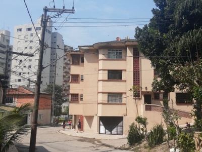 Apartamento bem localizado em são vicente santos, bairro itararé