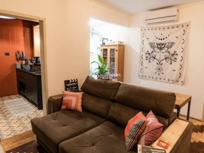 Apartamento com 2 quartos para alugar na Rua Dona Margarida, 1245, Navegantes, Porto Alegre, 62 m2 por R$ 2.000