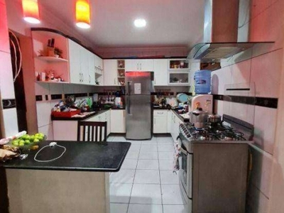 Casa com 3 dormitórios à venda, 266 m² por R$ 680.000,00 - Maraponga - Fortaleza/CE