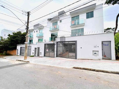 Casa com 3 quartos à venda no bairro Cabral, 158m²