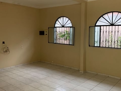 Casa com 3 quartos sendo 2 suítes Bairro Nova Esperança