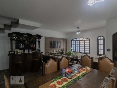 Casa para Aluguel - Vila Rosália, 4 Quartos, 248 m² - Guarulhos