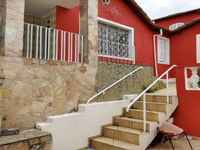 Grupo Intervale Aluga casa com 4 Quartos sendo 1 suite no Bairro Jardim Bela Vista Jacarei