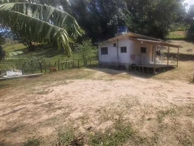 Vende-se Casa a 8 minutos do Centro de Imbituba e Praias.