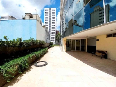 Apartamento com 4 quartos à venda no bairro Funcionários, 140m²