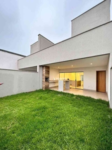 Casa com 3 quartos à venda no bairro Residencial Olinda, 147m²
