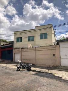 Casa com 3 quartos para alugar no bairro Glória, 190m²