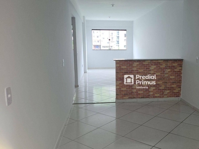 Apartamento em Conselheiro Paulino, Nova Friburgo/RJ de 65m² 2 quartos para locação R$ 650,00/mes