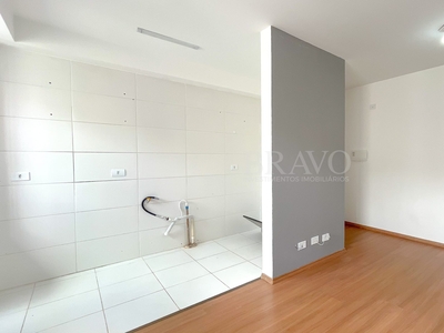 Apartamento em Santo Antônio, São José dos Pinhais/PR de 40m² 2 quartos à venda por R$ 178.900,00