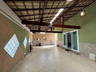 Casa em Alto da Posse, Nova Iguaçu/RJ de 250m² 3 quartos à venda por R$ 1.199.000,00
