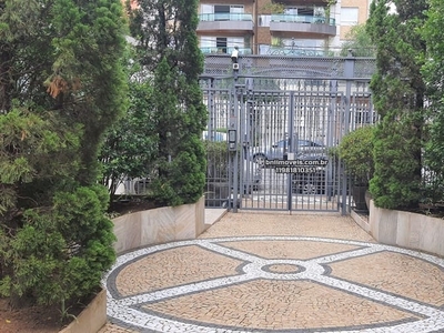 Casa em Brooklin Paulista, São Paulo/SP de 445m² 3 quartos à venda por R$ 6.000.000,00 ou para locação R$ 25.000,00/mes