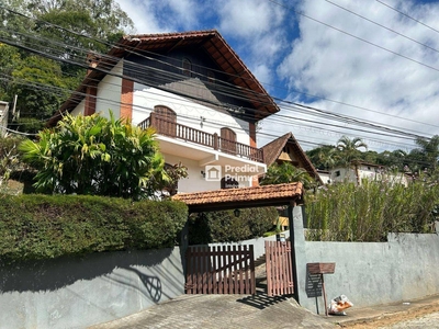 Casa em Catarcione, Nova Friburgo/RJ de 192m² 4 quartos para locação R$ 2.950,00/mes