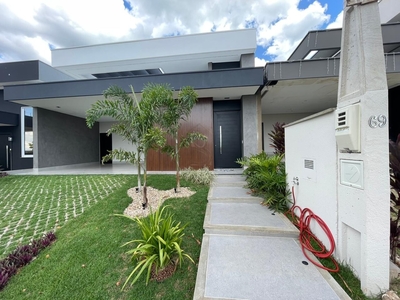 Casa em Centro, Marília/SP de 145m² 3 quartos à venda por R$ 899.000,00