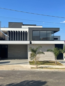 Casa em Centro, Marília/SP de 215m² 3 quartos à venda por R$ 1.529.000,00