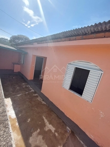 Casa em Conjunto Habitacional Pedro Afonso Junqueira, Poços de Caldas/MG de 79m² 3 quartos à venda por R$ 219.000,00