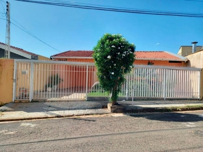 Casa em Jardim Alvorada, Marília/SP de 189m² 2 quartos à venda por R$ 394.000,00