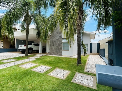 Casa em Jardim Alvorada, Marília/SP de 225m² 3 quartos à venda por R$ 1.799.000,00