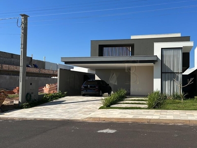 Casa em Jardim São Domingos, Marília/SP de 205m² 3 quartos à venda por R$ 1.699.000,00