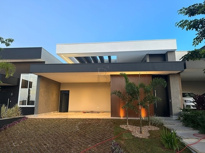 Casa em Jardim Verona, Marília/SP de 190m² 3 quartos à venda por R$ 889.000,00