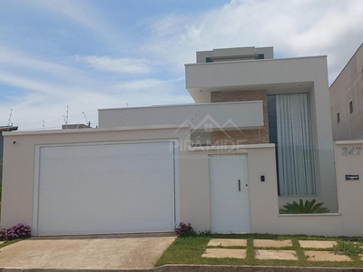 Casa em Loteamento Vila Flora II, Poços de Caldas/MG de 112m² 2 quartos à venda por R$ 899.000,00