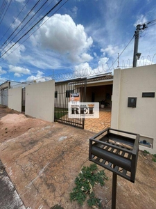 Casa em Residencial Veneza, Rio Verde/GO de 100m² 3 quartos para locação R$ 2.800,00/mes