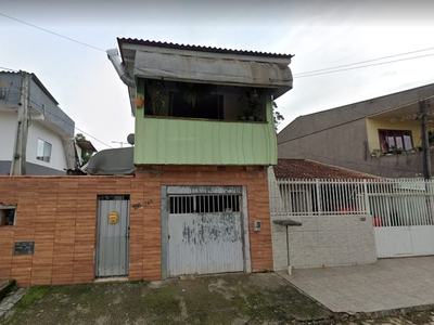 Sobrado em Rio Pequeno, Camboriú/SC de 45m² 2 quartos para locação R$ 1.100,00/mes