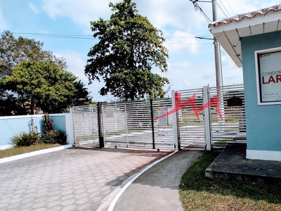 Terreno em Monjolo, São Gonçalo/RJ de 180m² à venda por R$ 90.000,00