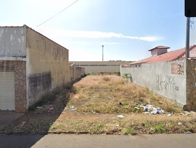 Terreno em Vila Rezende, Franca/SP de 10m² à venda por R$ 288.000,00