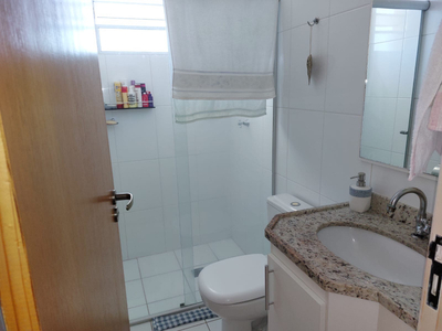 Apartamento 113 m² - Ampla Sala, 2 Quartos, 1 Suíte, etc.