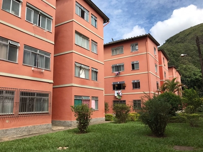 Apartamento em Corrêas, Petrópolis/RJ de 48m² 2 quartos à venda por R$ 219.000,00