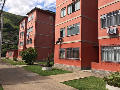 Apartamento em Corrêas, Petrópolis/RJ de 60m² 3 quartos à venda por R$ 249.000,00