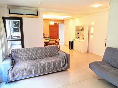Apartamento em Icaraí, Niterói/RJ de 148m² 3 quartos à venda por R$ 989.000,00