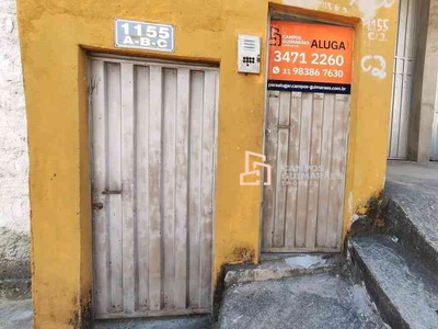 Casa com 3 quartos para alugar no bairro Alípio de Melo, 195m²